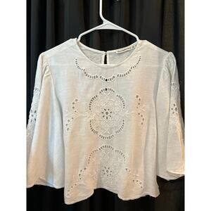 Abercrombie & Fitch White Embroidered Blouse